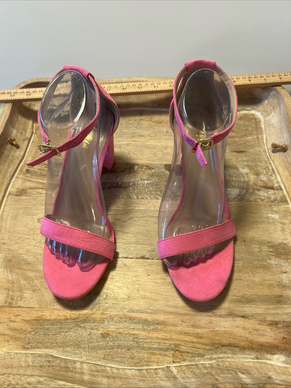 Chic Pink Ankle-Strap Block Heel Sandals